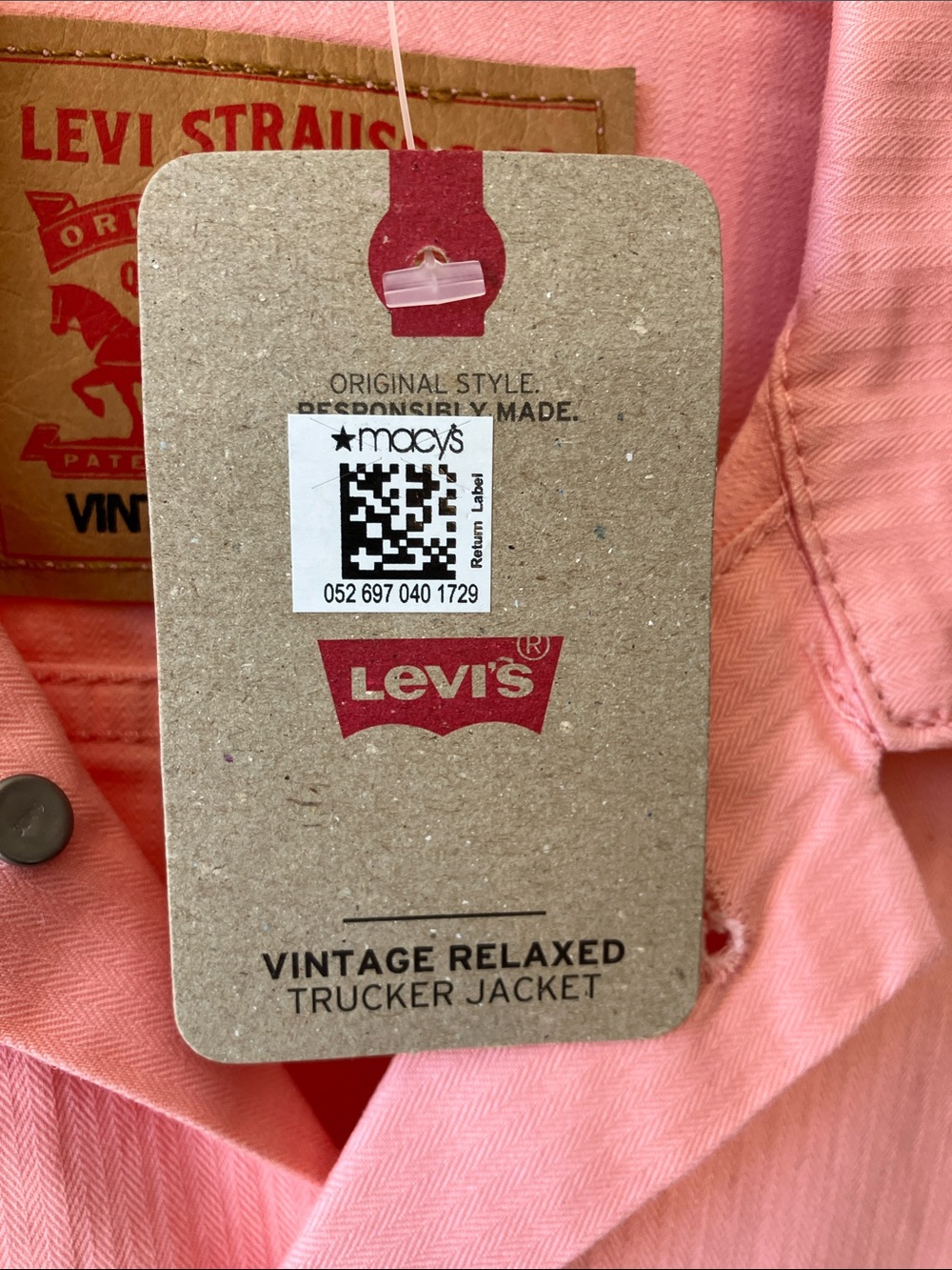 LEVI’S Vintage Fit Trucker Jacket in Coral Lightweight Denim Men’s Size M NWT - Picture 3 of 13